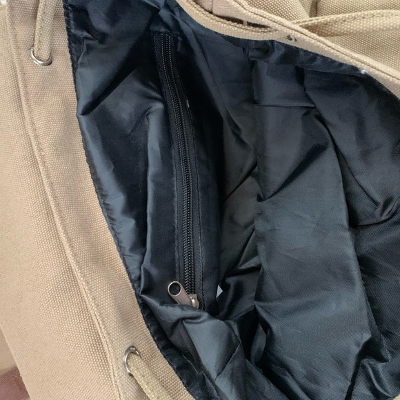 New Bella Rosa Backpack - Picture 3 of 7